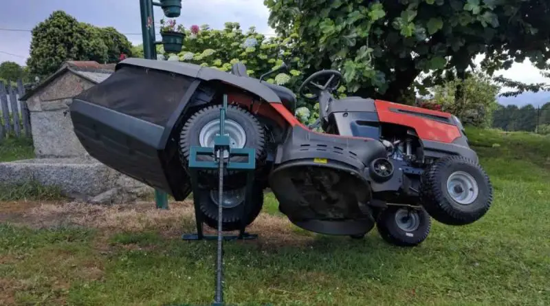 soulever un tracteur tondeuse