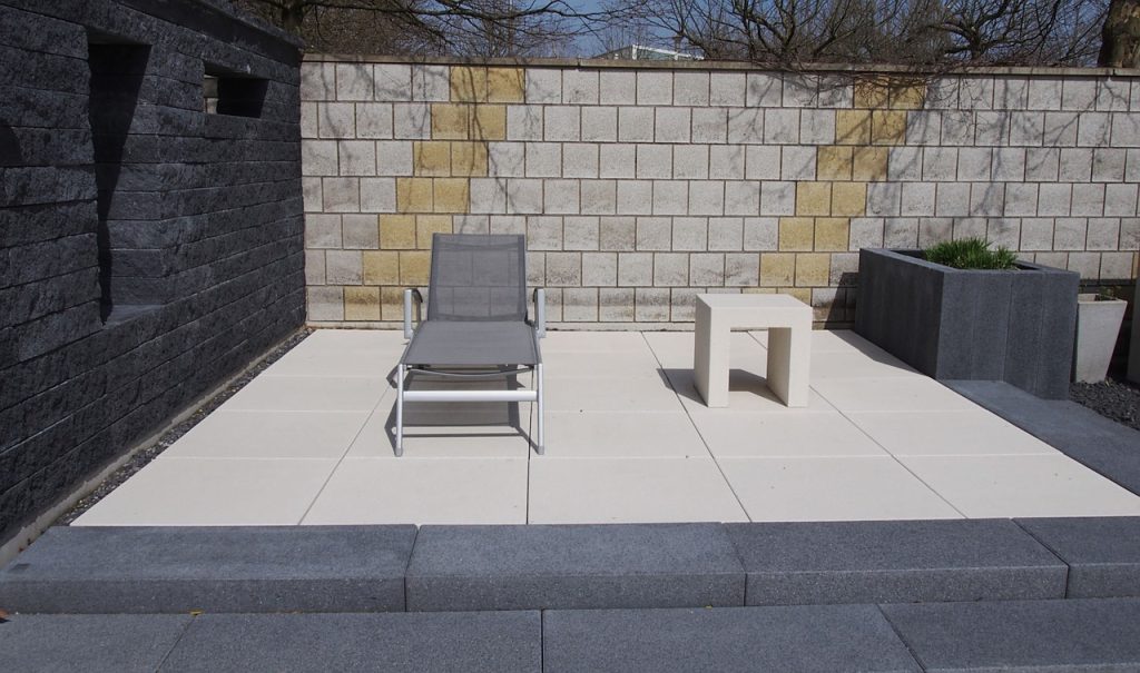 Terrasse carrelage ou dalle sur plot